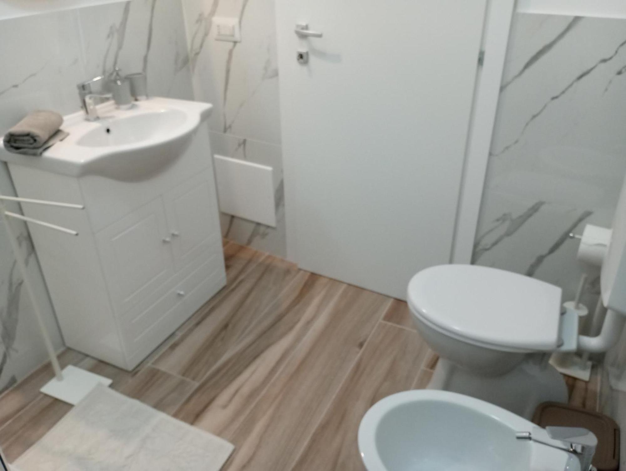 Niu Rooms Oristano Luaran gambar